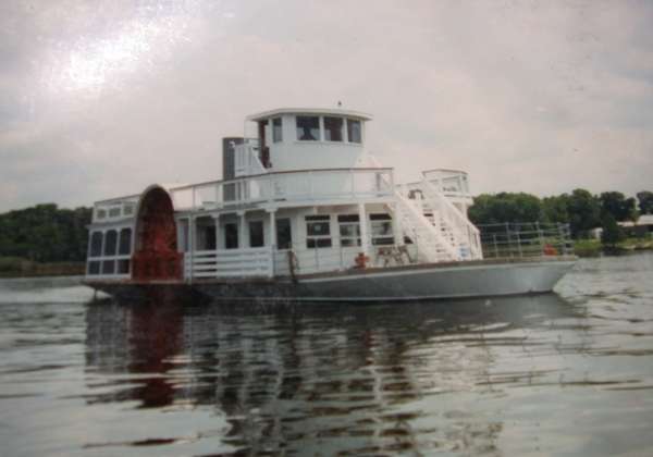 90′ River Boat Transportation